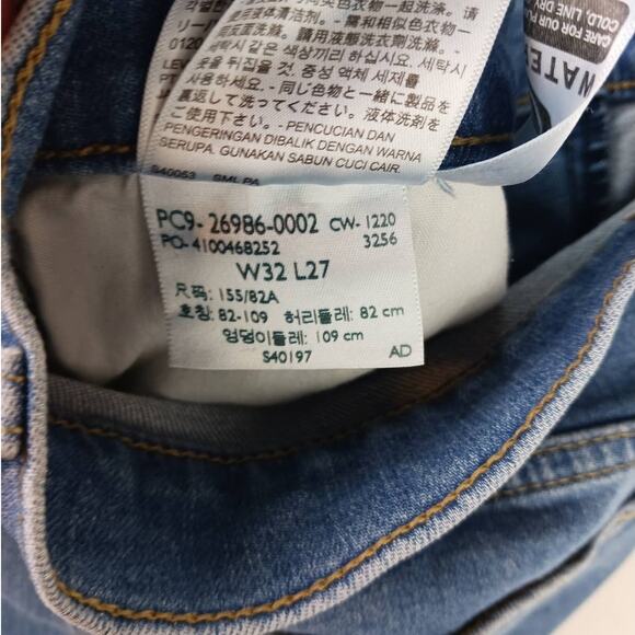 Levi's SZ 32/14 High Waisted Taper Jeans Vintage Inspired Relaxed Hip & Thigh - Picture 8 of 8